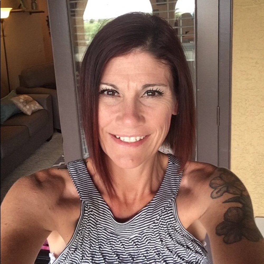 Meet your Posher, Stephanie